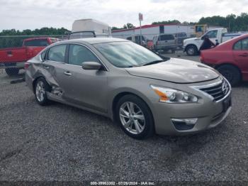  Salvage Nissan Altima