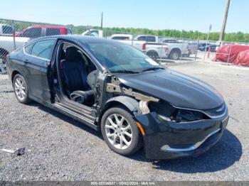  Salvage Chrysler 200