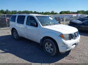  Salvage Nissan Pathfinder