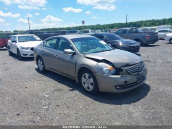  Salvage Nissan Altima