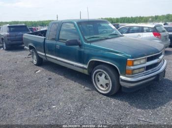  Salvage Chevrolet C1500