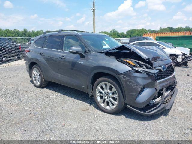  Salvage Toyota Highlander