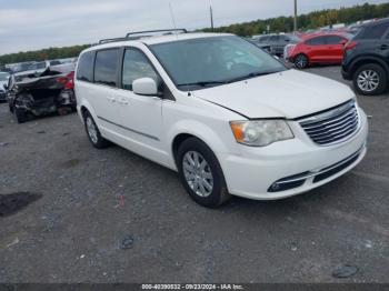  Salvage Chrysler Town & Country