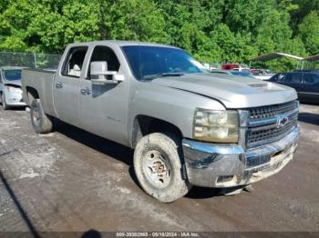  Salvage Chevrolet Silverado 2500