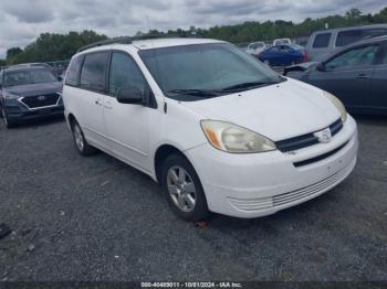  Salvage Toyota Sienna