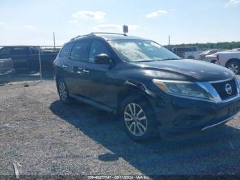  Salvage Nissan Pathfinder