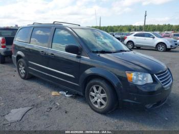  Salvage Chrysler Town & Country