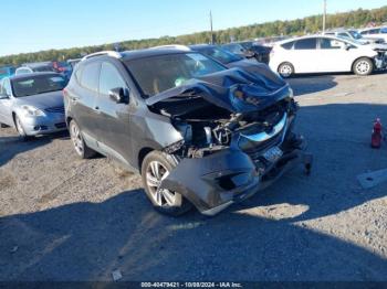  Salvage Hyundai TUCSON