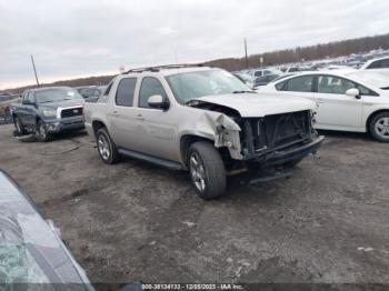  Salvage Chevrolet Avalanche 1500