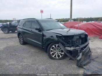  Salvage Ford Explorer