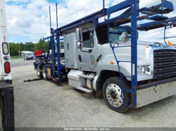  Salvage Freightliner 114sd