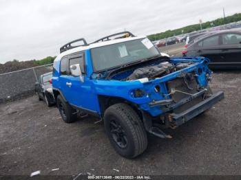  Salvage Toyota FJ Cruiser