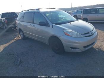  Salvage Toyota Sienna