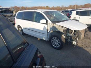  Salvage Chrysler Town & Country