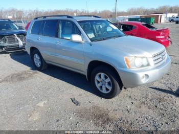  Salvage Toyota Highlander