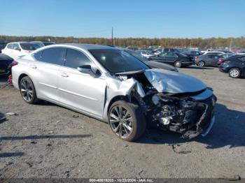  Salvage Lexus Es