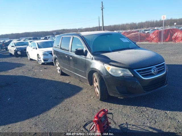  Salvage Volkswagen Routan