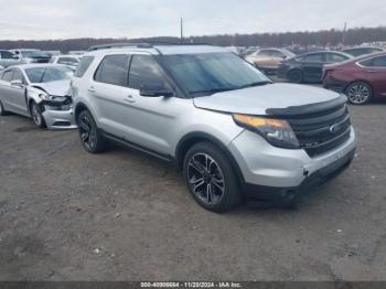  Salvage Ford Explorer