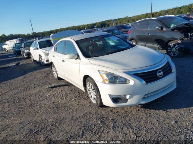  Salvage Nissan Altima