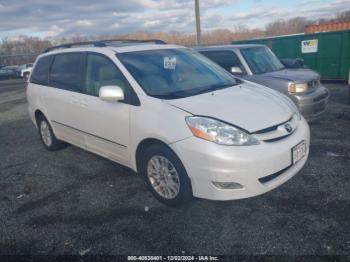  Salvage Toyota Sienna