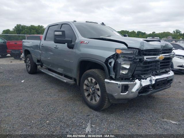  Salvage Chevrolet Silverado 2500