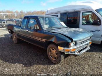  Salvage Toyota Pickup