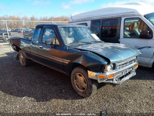  Salvage Toyota Pickup