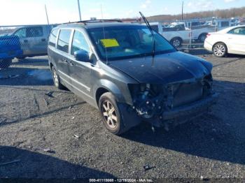  Salvage Chrysler Town & Country