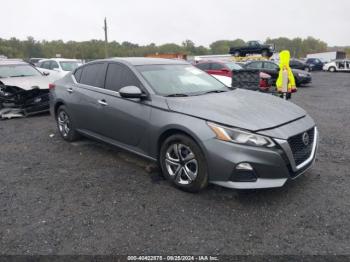  Salvage Nissan Altima