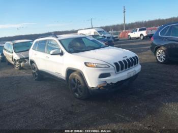  Salvage Jeep Cherokee