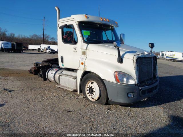  Salvage Freightliner Cascadia 125