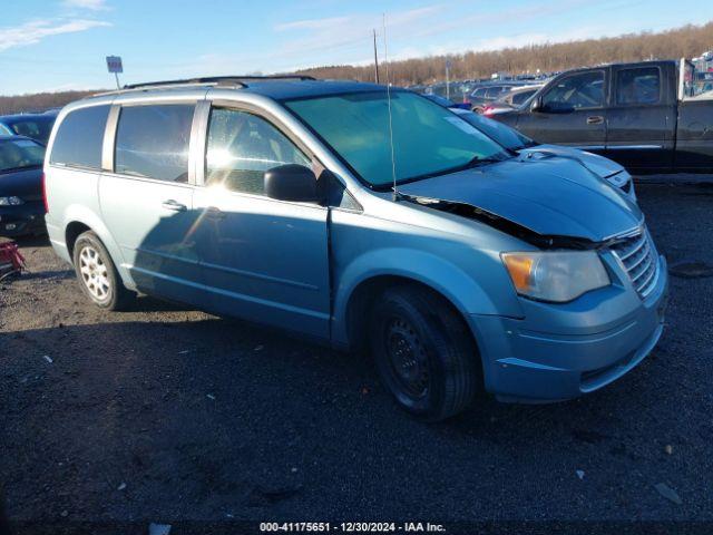  Salvage Chrysler Town & Country