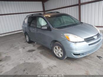  Salvage Toyota Sienna