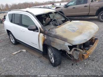  Salvage Jeep Compass