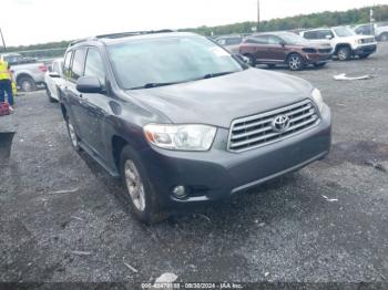  Salvage Toyota Highlander