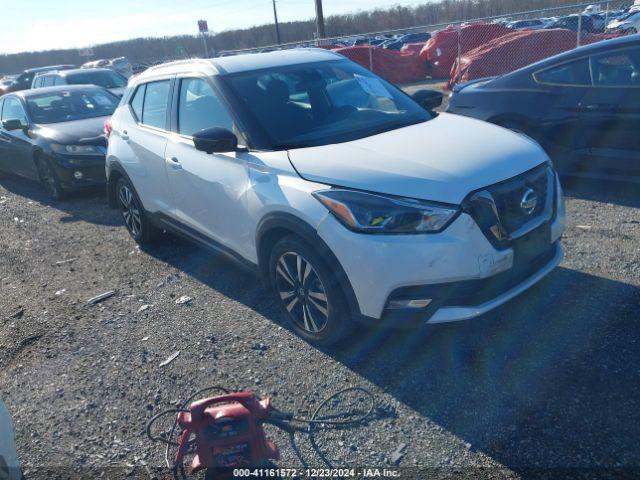  Salvage Nissan Kicks