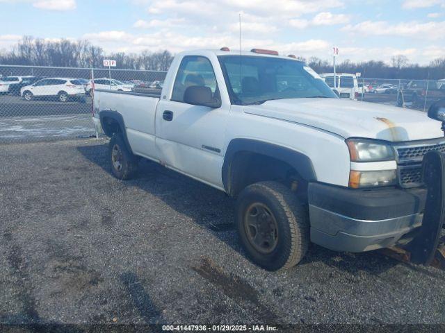  Salvage Chevrolet Silverado 2500