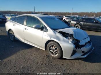  Salvage Toyota Prius