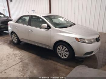  Salvage Kia Forte