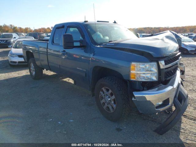  Salvage Chevrolet Silverado 2500