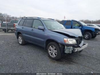  Salvage Toyota Highlander