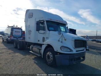  Salvage Freightliner Columbia