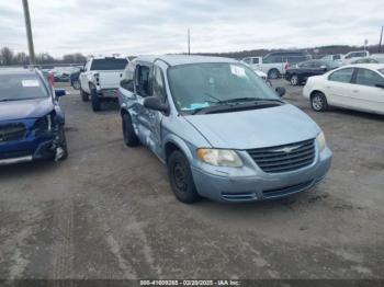  Salvage Chrysler Town & Country