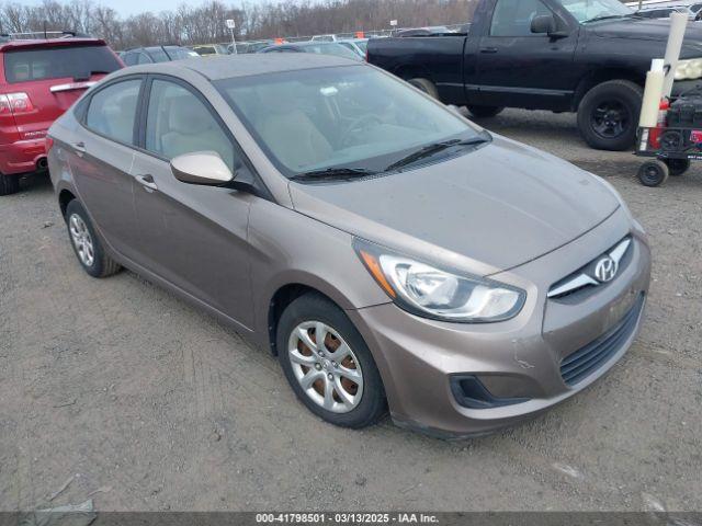  Salvage Hyundai ACCENT