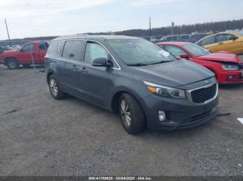  Salvage Kia Sedona