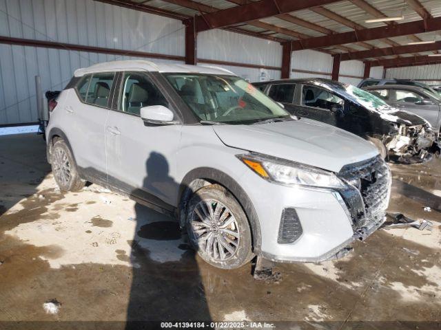  Salvage Nissan Kicks