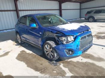  Salvage Mitsubishi Outlander