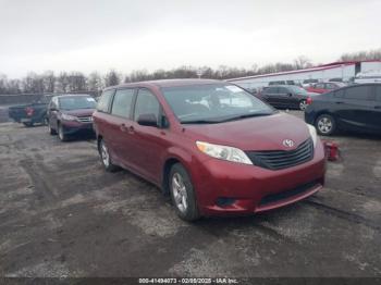  Salvage Toyota Sienna