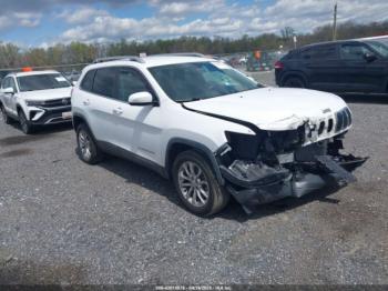  Salvage Jeep Cherokee