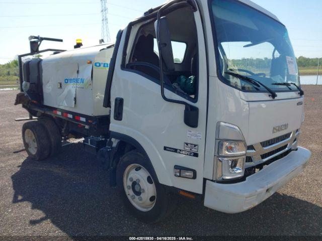  Salvage Isuzu Nrr